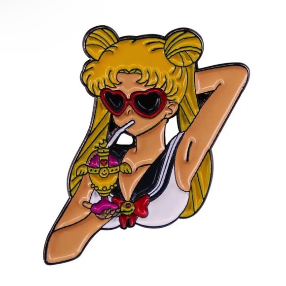 Accessories - Sailor Moon Summer Ready Enamel Pin